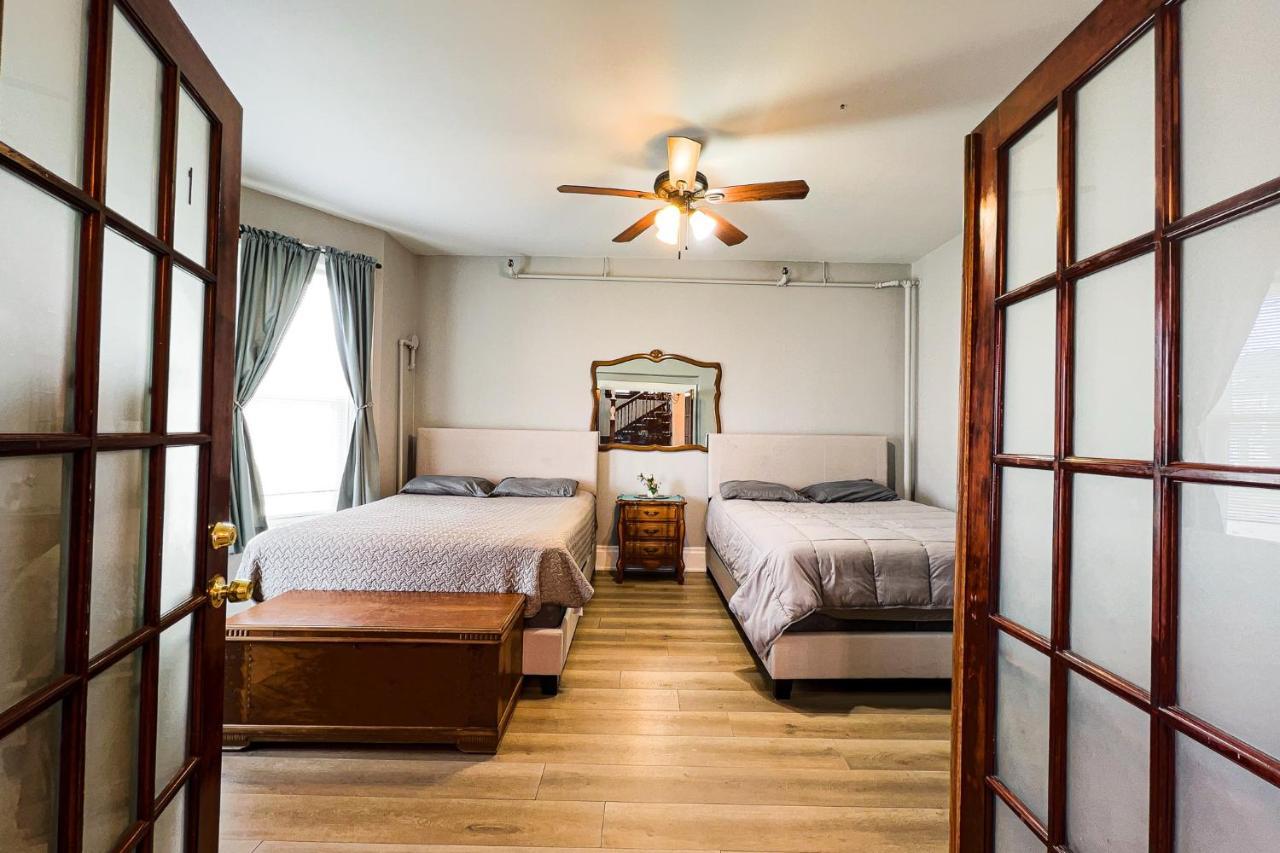 Unique Large 9Br House With 3 Bath Close To The Falls Ниагарски водопад Екстериор снимка